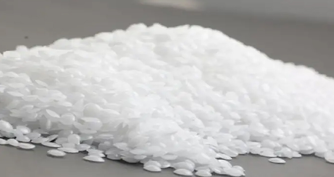 石蠟在橡膠生產(chǎn)中的使用及注意事項(xiàng)